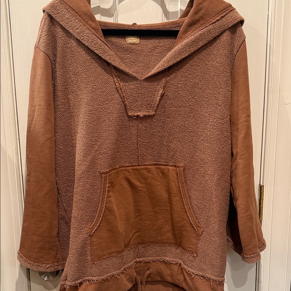 Free People Warm Brown Knit Sweatshirt